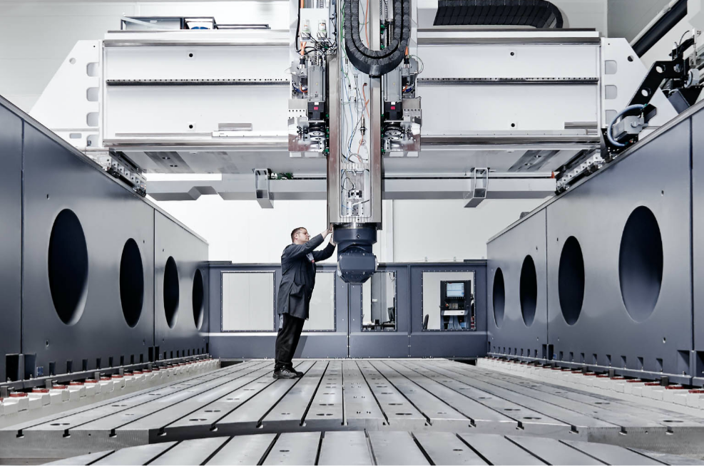 SHW vertical machining centre