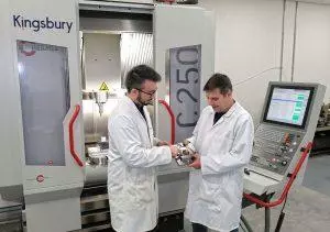 Hermle 5-axis machine in medical industry